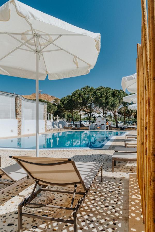 Coralli Seaside Resort Livadakia Exterior foto